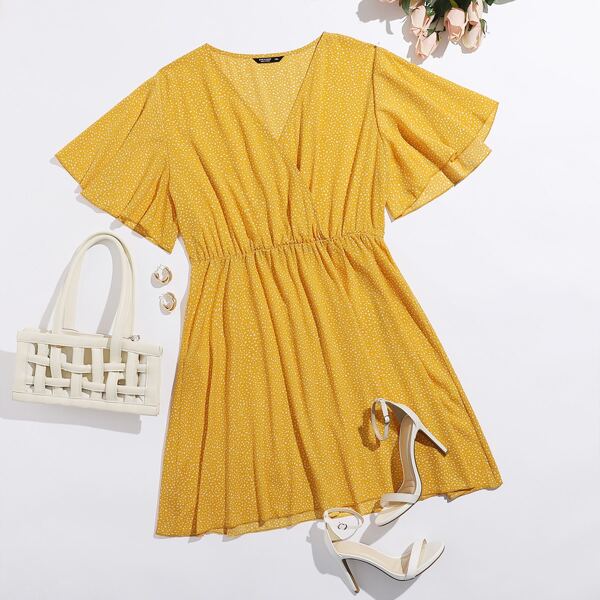 

Plus All Over Print Surplice Front Dress, Yellow