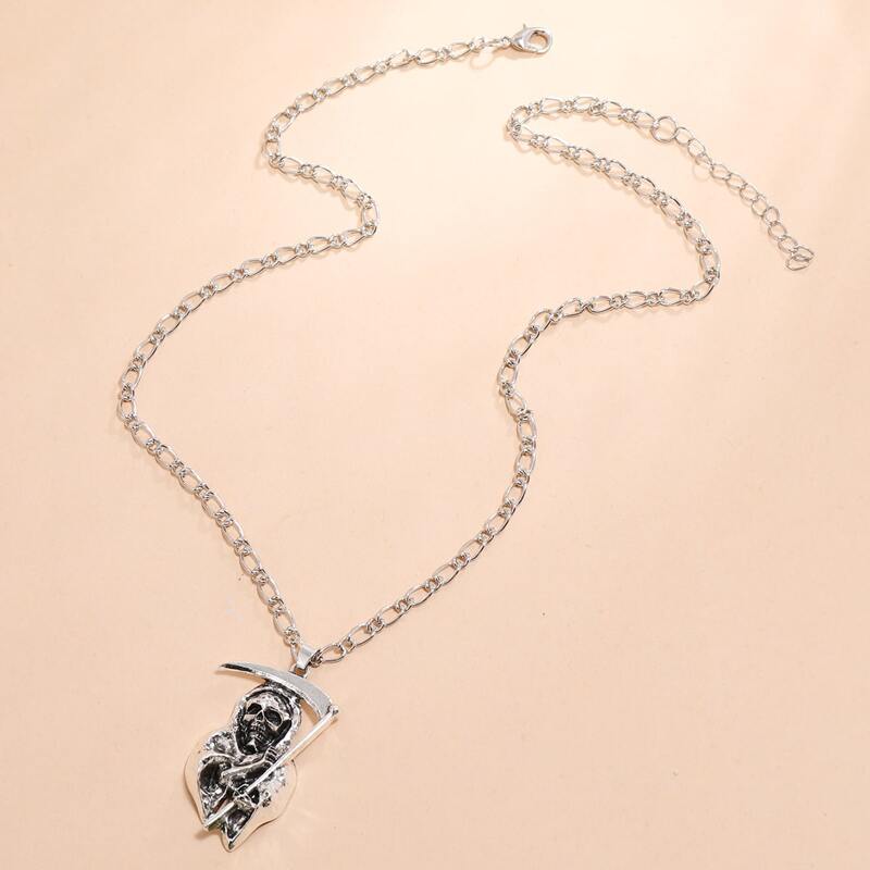 

Metal Skull Pendant Necklace, Silver