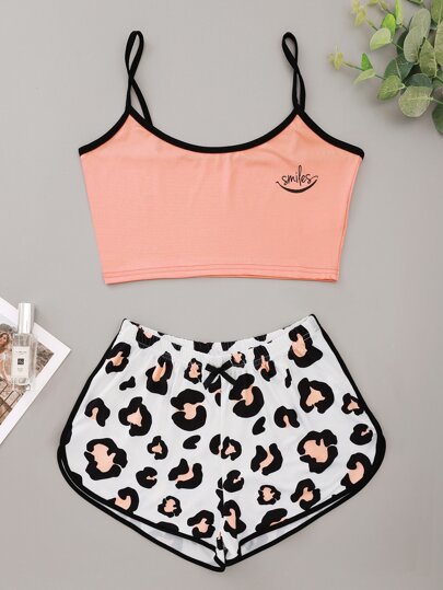 بطباعة أحرف صدرية كامي قصير مع بطباعة جلد الفهد بنطلون قصير طقم بيجامة