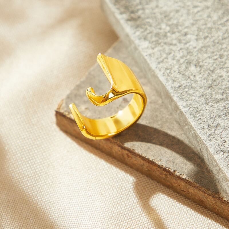

Letter J Ring, Gold