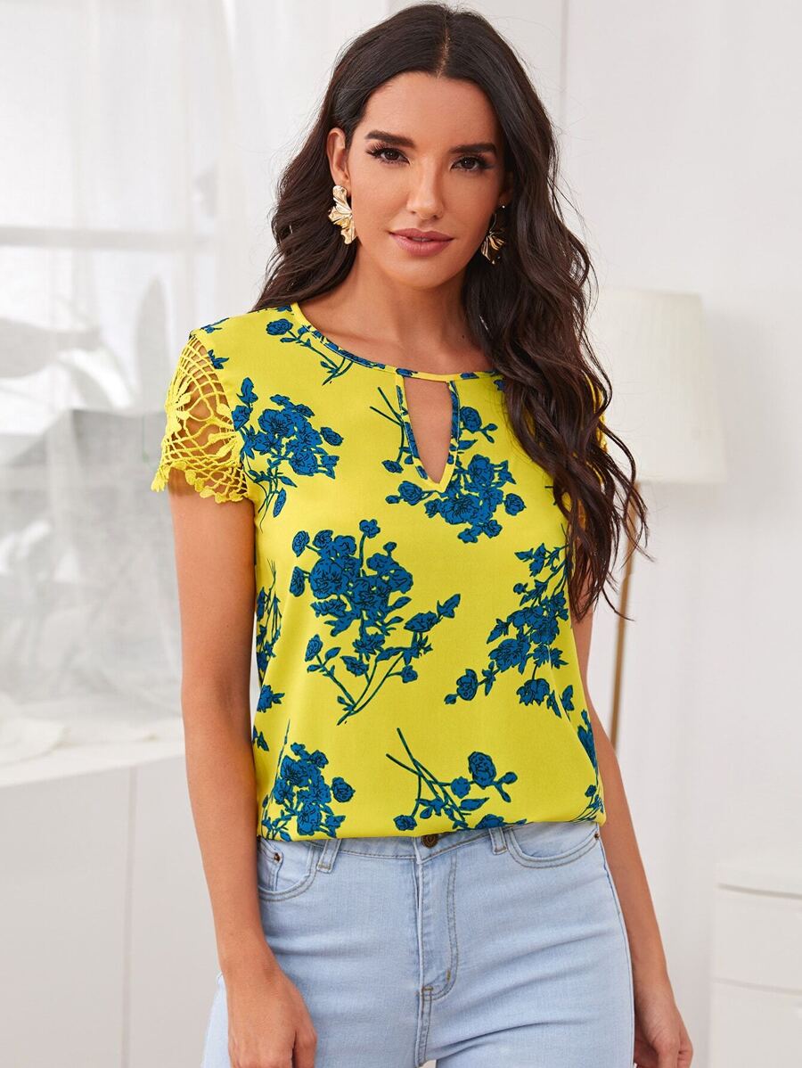 Keyhole Neck Guipure Lace Sleeve Floral Top - Yellow - View 1