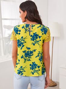 Keyhole Neck Guipure Lace Sleeve Floral Top - Yellow - View 2
