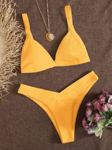 Conjunto de bikini con copas triangulares y ribete con corte alto para la playa en verano - Amarillo - Ver 1