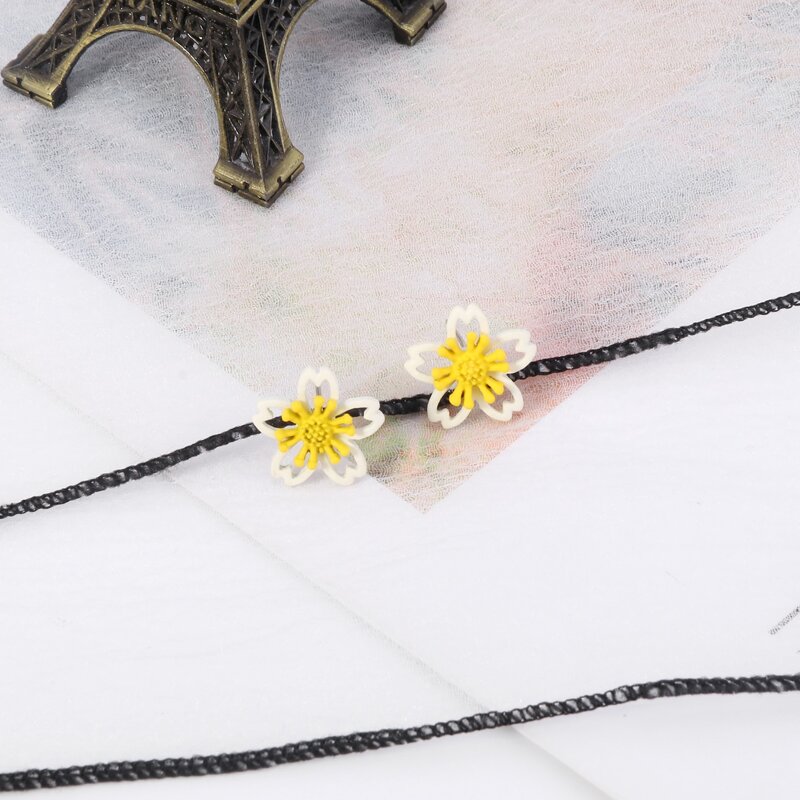 

Floral Stud Earrings, Multicolor