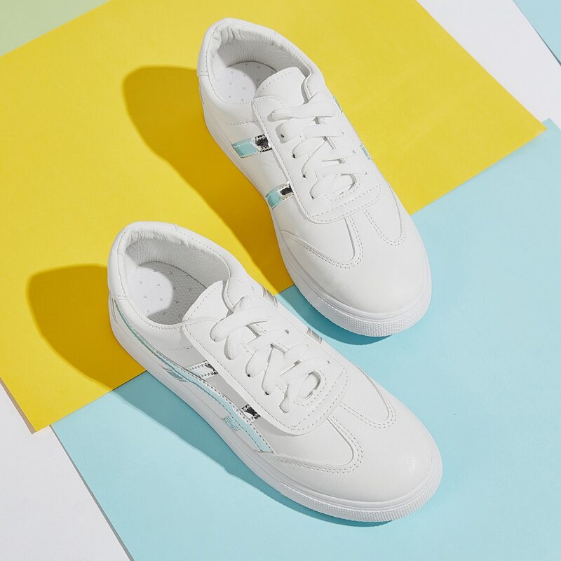 

Lace-up Skate Shoes, White