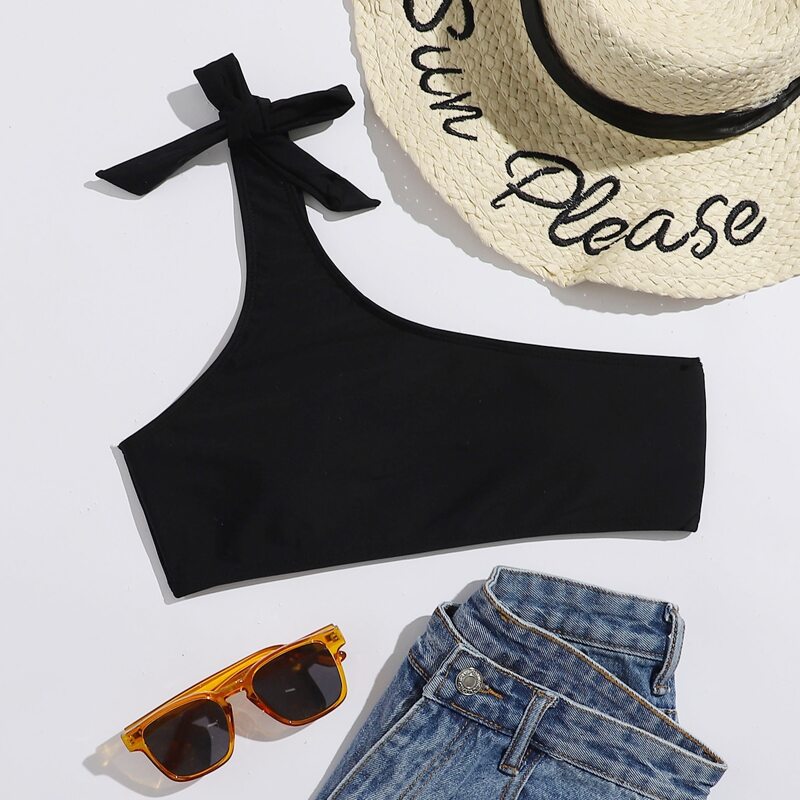 

Knot Detail One Shoulder Bikini Top, Black