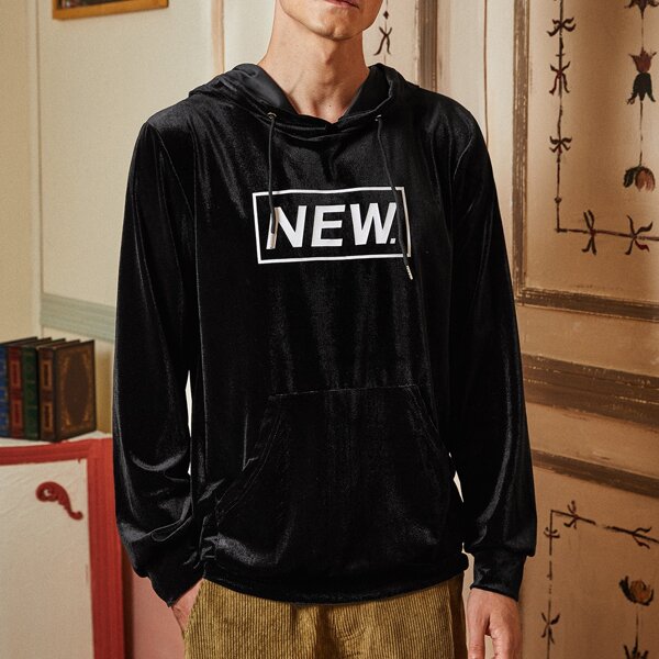 

Men Letter Graphic Velvet Hoodie, Black