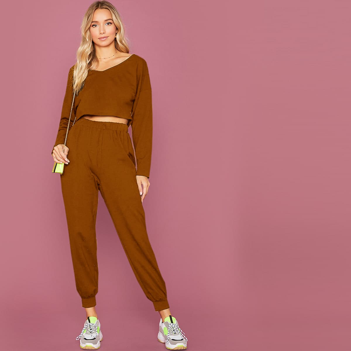 

Drop Shoulder Solid Crop Top & Joggers Set, Brown