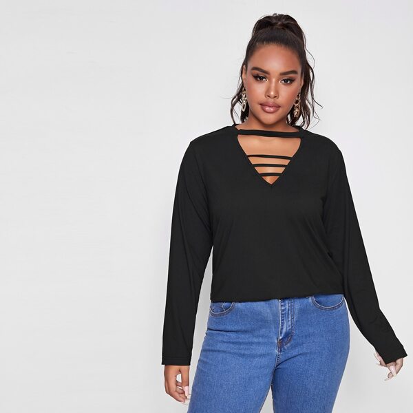 

Plus Cut Out Neck Solid Tee, Black