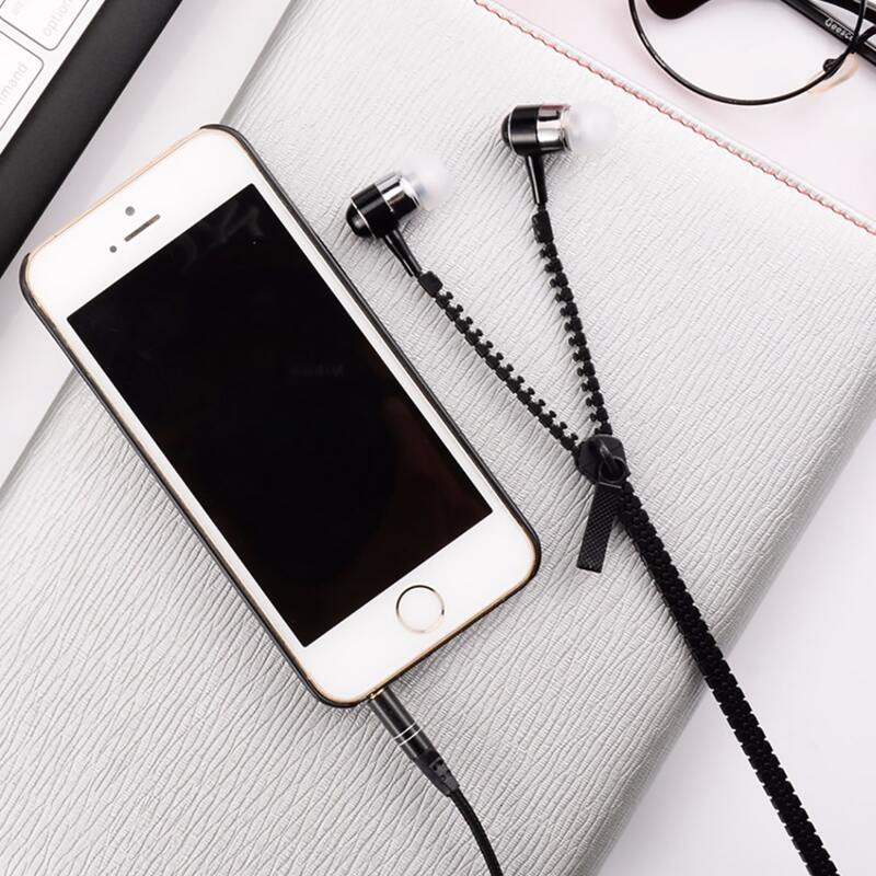 

1pc Random Zip In-ear Earphone, Multicolor