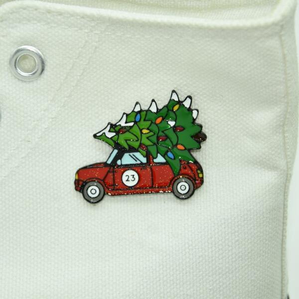 

Christmas Tree Design Brooch, Multicolor