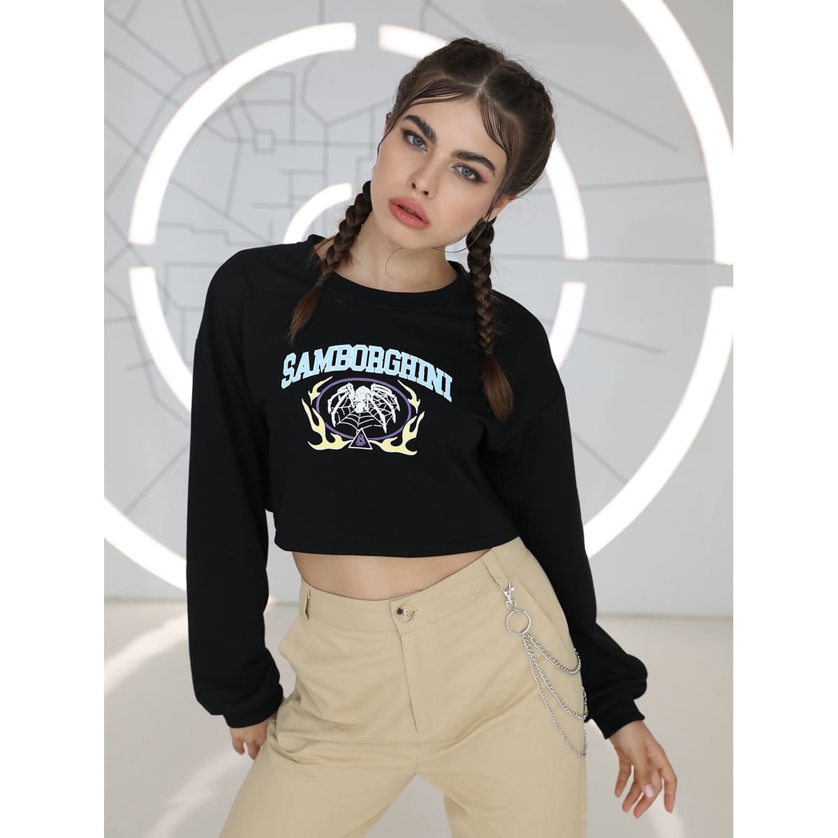 

Letter Graphic Crop Sweatshirt, Black