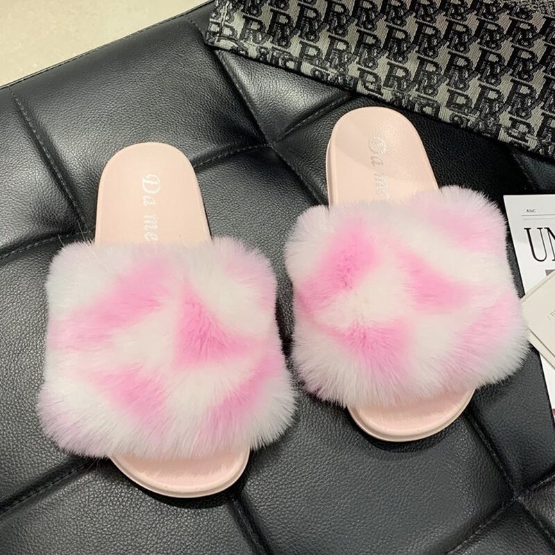 Fluffy Graphic Slippers, Pink