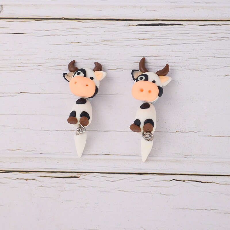 

Cow Shaped Ear Jacket, Multicolor