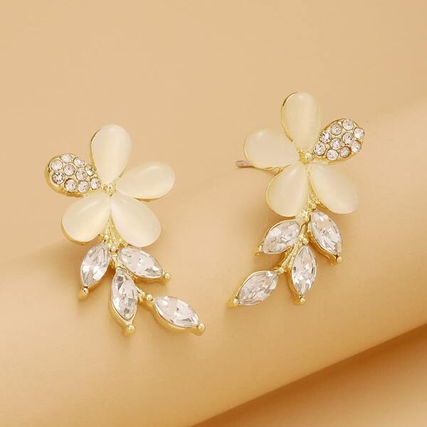 

Rhinestone Flower Stud Earrings, Gold