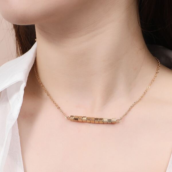 

Geometric Decor Necklace, Gold