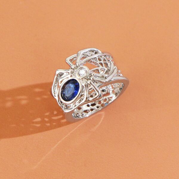 

Spider Decor Hollow Out Ring, Silver