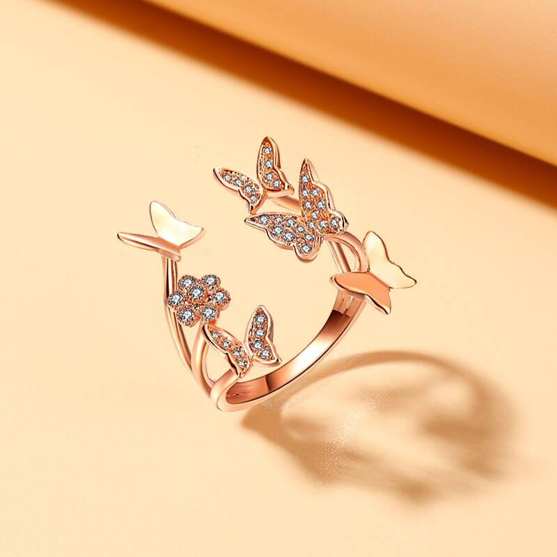 

Rhinestone Butterfly Ring, Gold