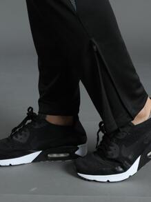 Manfinity Sport Corelite Men Contrast Panel Zipper Hem Sport Trousers - Black - View 5