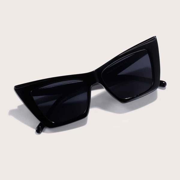 

Cat Eye Sunglasses