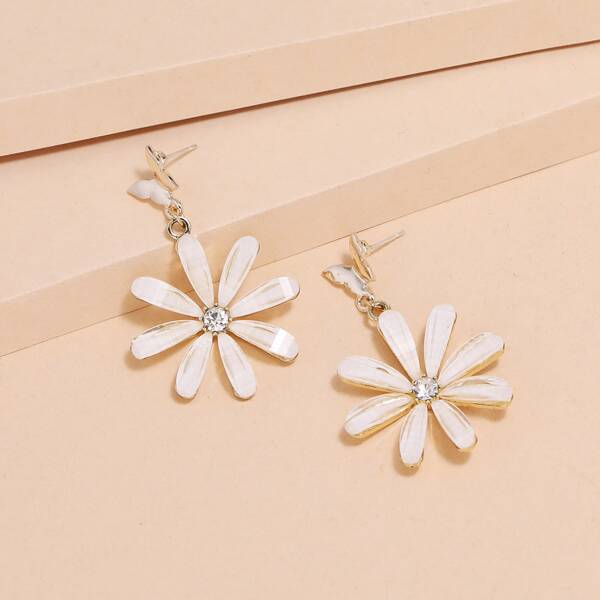 

Rhinestone Flower Drop Earrings, Beige