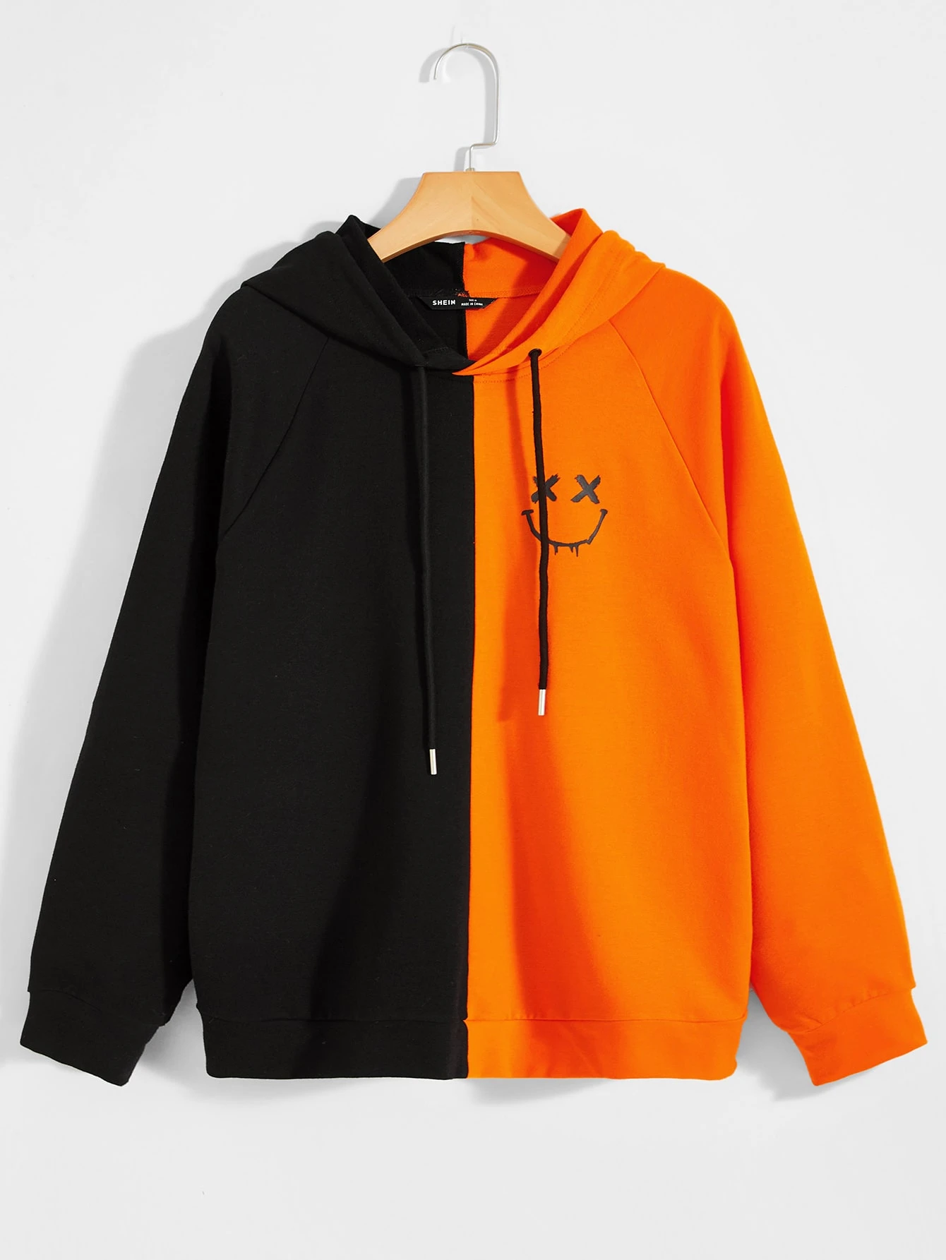 raglan sleeve hoodie