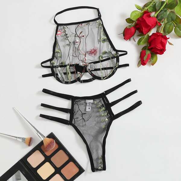 

Embroidered Mesh Underwire Lingerie Set, Black