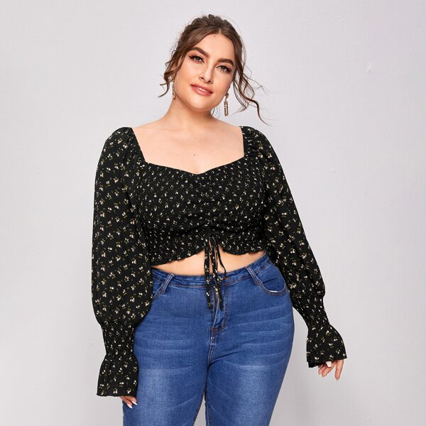 

Plus Ditsy Floral Shirred Detail Drawstring Crop Blouse, Black