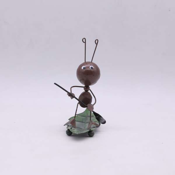 

1pc Ant Shaped Decoration, Brown