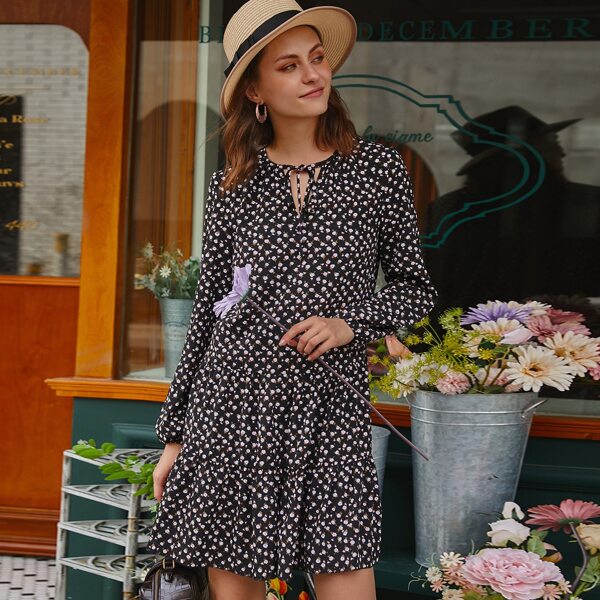 

Ditsy Floral Tie Neck Smock Dress, Multicolor
