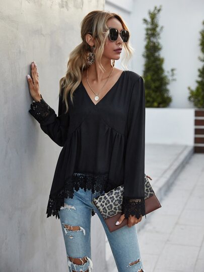 Contrast Guipure Lace Panel Babydoll Blouse