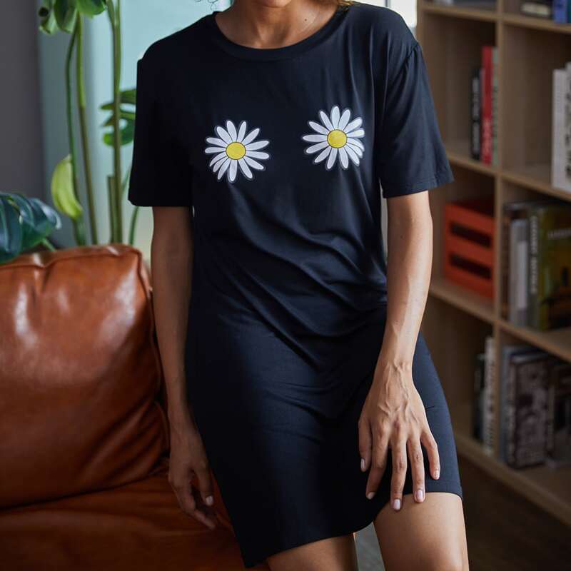 

Daisy Floral Night Dress, Black