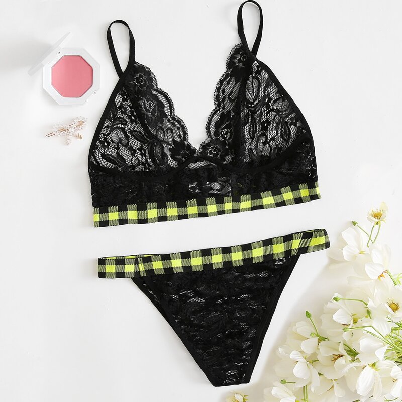 

Gingham Trim Floral Lace Lingerie Set, Black