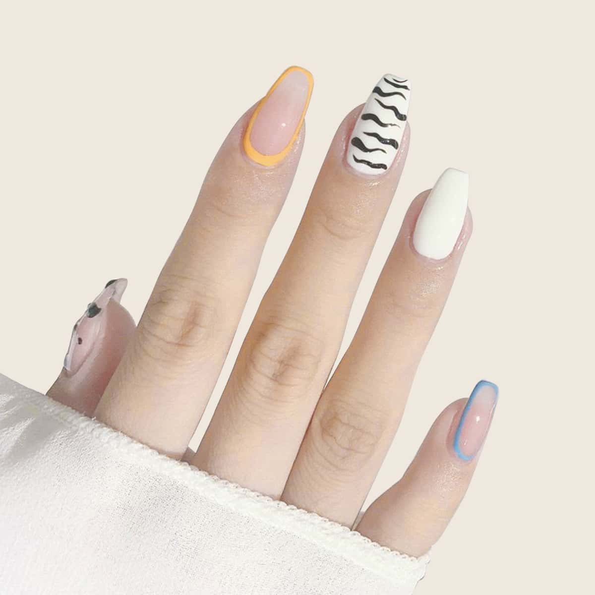 

24pcs Fake Nail & 1sheet Tape & 1pc Nail File, Multicolor