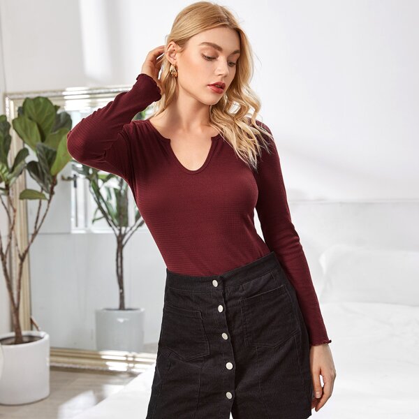 

Solid Notched Neck Fitted Tee, Maroon