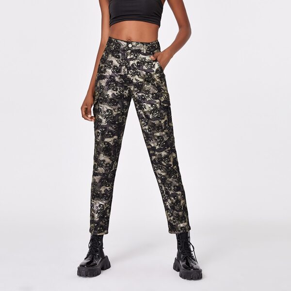 

Camo & Floral Print Carrot Jeans, Multicolor