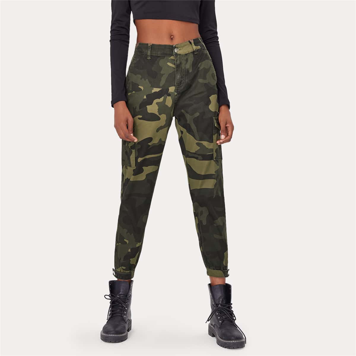 

Flap Pocket Camo Cargo Jeans, Multicolor