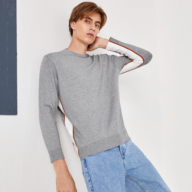 

Guys Color Block Round Neck Sweater, Light grey