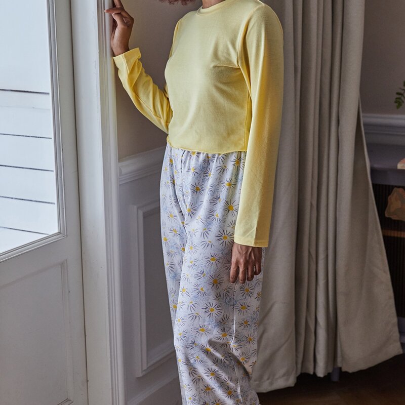 

Daisy Floral Ruffle Hem Pants PJ Set, Multicolor
