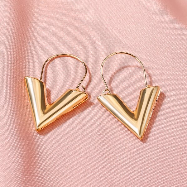 

Structured Hoop Earrings, Gold