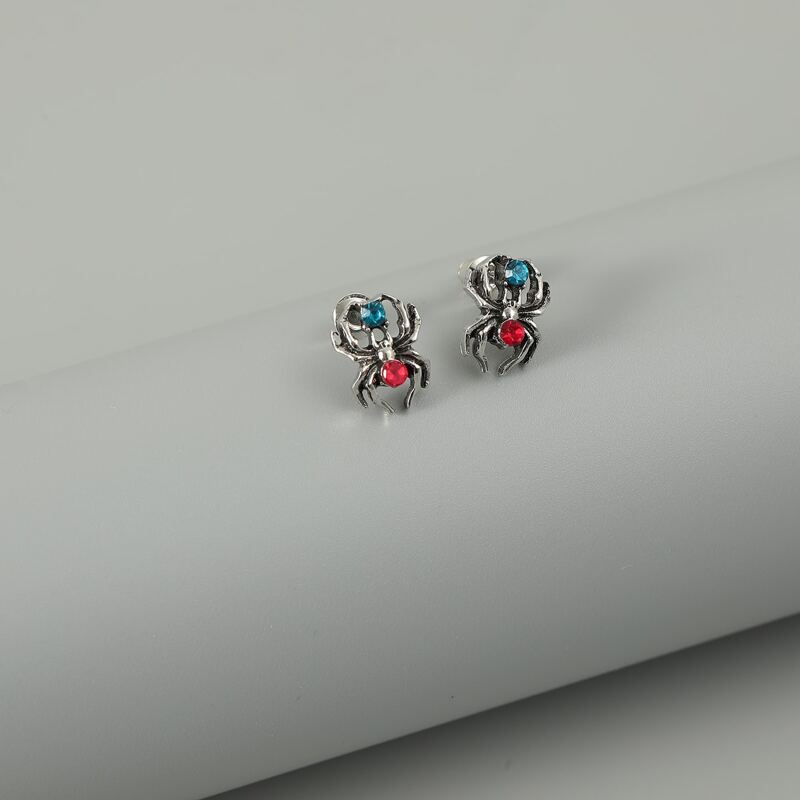 

Guys Spider Design Earring Jackets, Silver