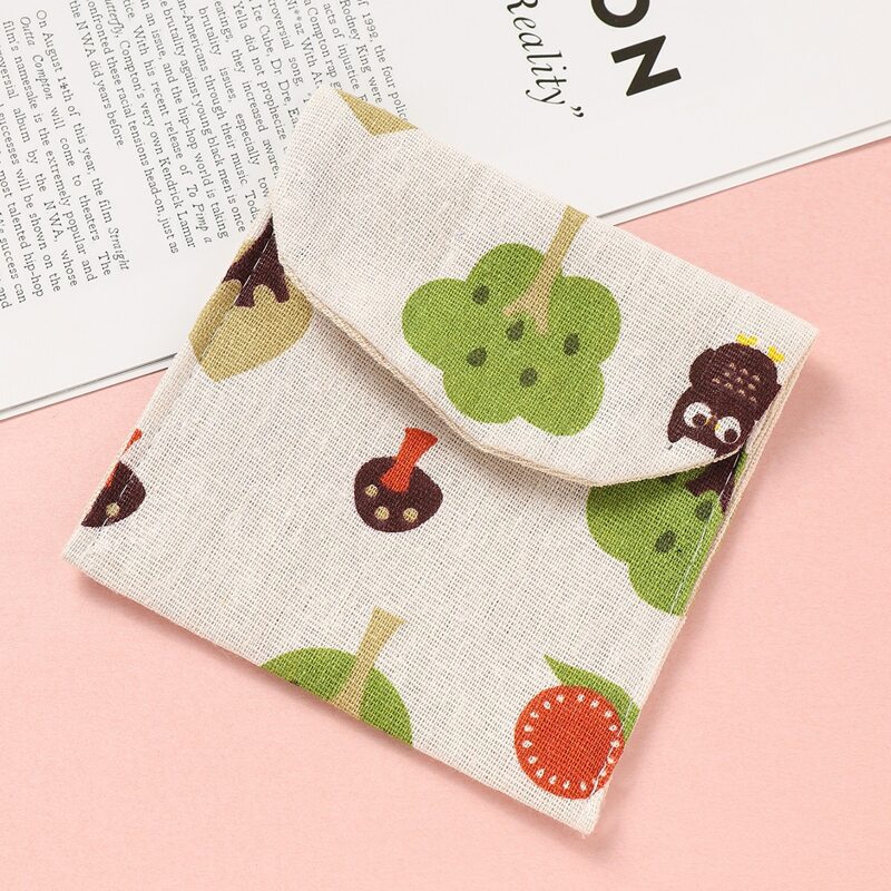 

Tree Print Sanitary Napkin Storage Bag, Multicolor