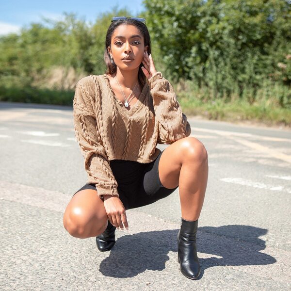 

Drop Shoulder Cable Knit Top, Khaki