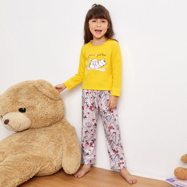 

Toddler Girls Slogan & Cartoon Graphic PJ Set, Multicolor