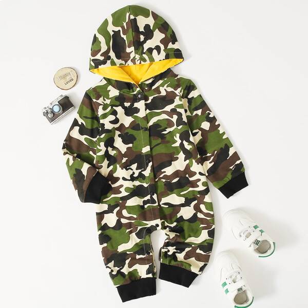 

Baby Boy Camo Print Hooded Jumpsuit, Multicolor