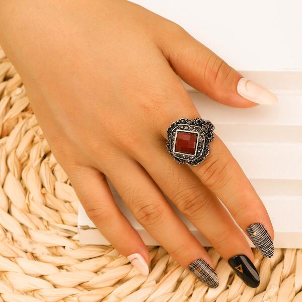 

Gemstone Decor Ring, Red