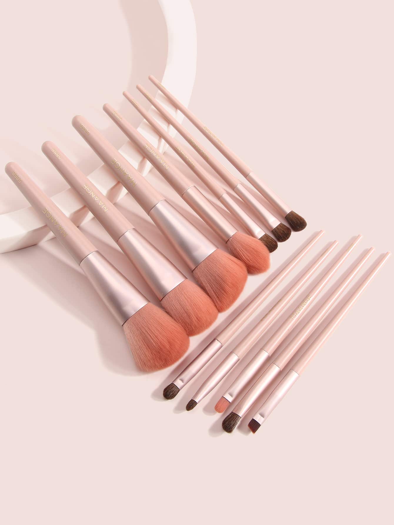 Flat & Angled Makeup Brush,Brush Set,Makeup Brush Kit,Make Up Brush Set,Make Up Set Complete,Makeup Brush Set,Complete Makeup Kit,Brush Kit,Brushes Makeup Set,Makeup Gift Set,Set - Pink - View 1