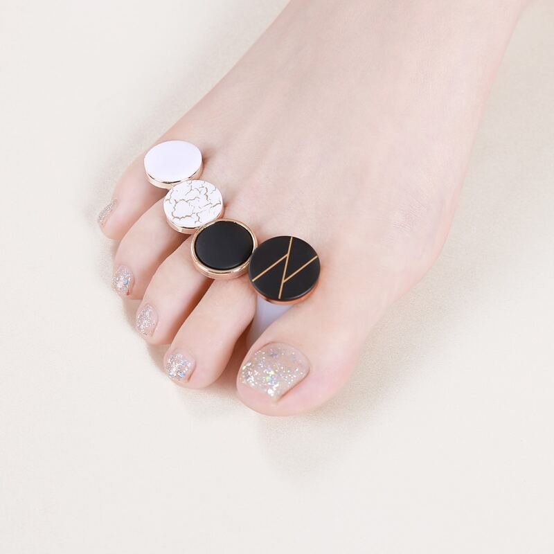 

8pcs Nail Art Silicone Toe Separator, Multicolor