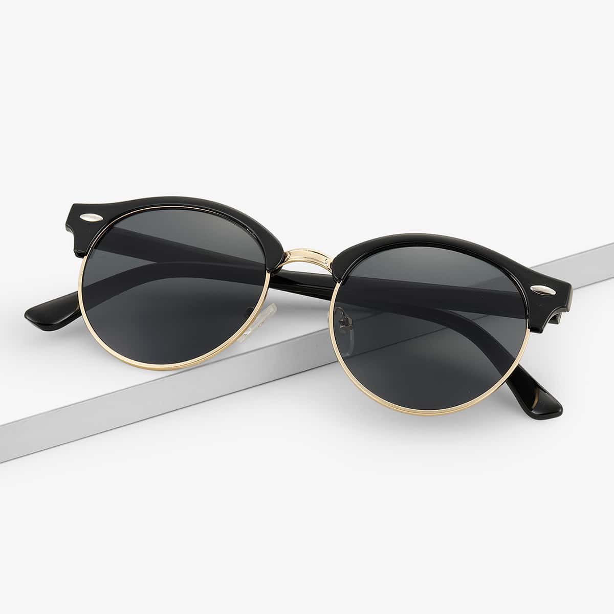 

Guys Round Frame Sunglasses, Black