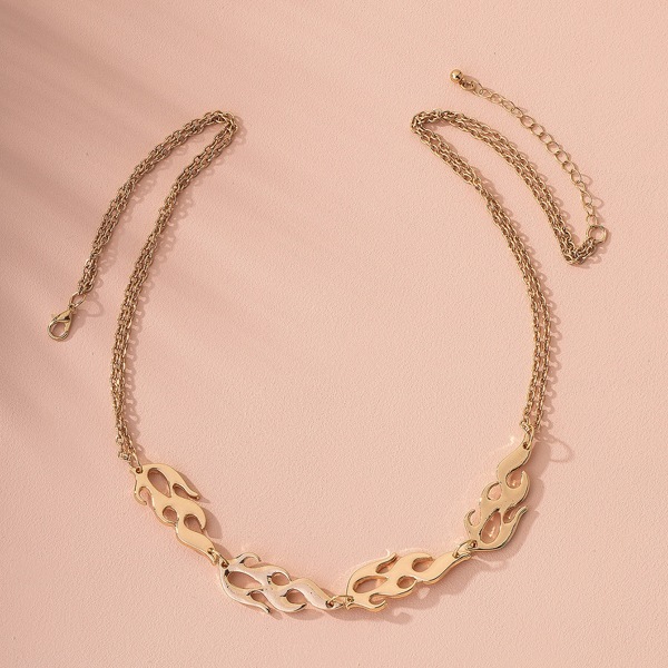 

Men Fire Decor Necklace, Gold